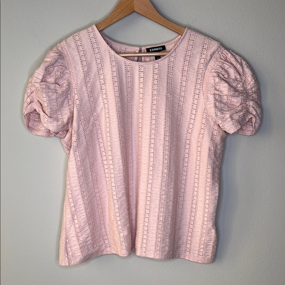 Express Eyelet Puff Sleeve Top in Pink Women's XL - Picture 1 of 9